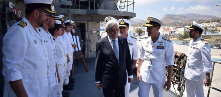 Προαναγγέλλει ανακήρυξη ΑΟΖ ο Παυλόπουλος: «Όταν οριοθετηθεί το ΠΝ θα την προστατέψει»