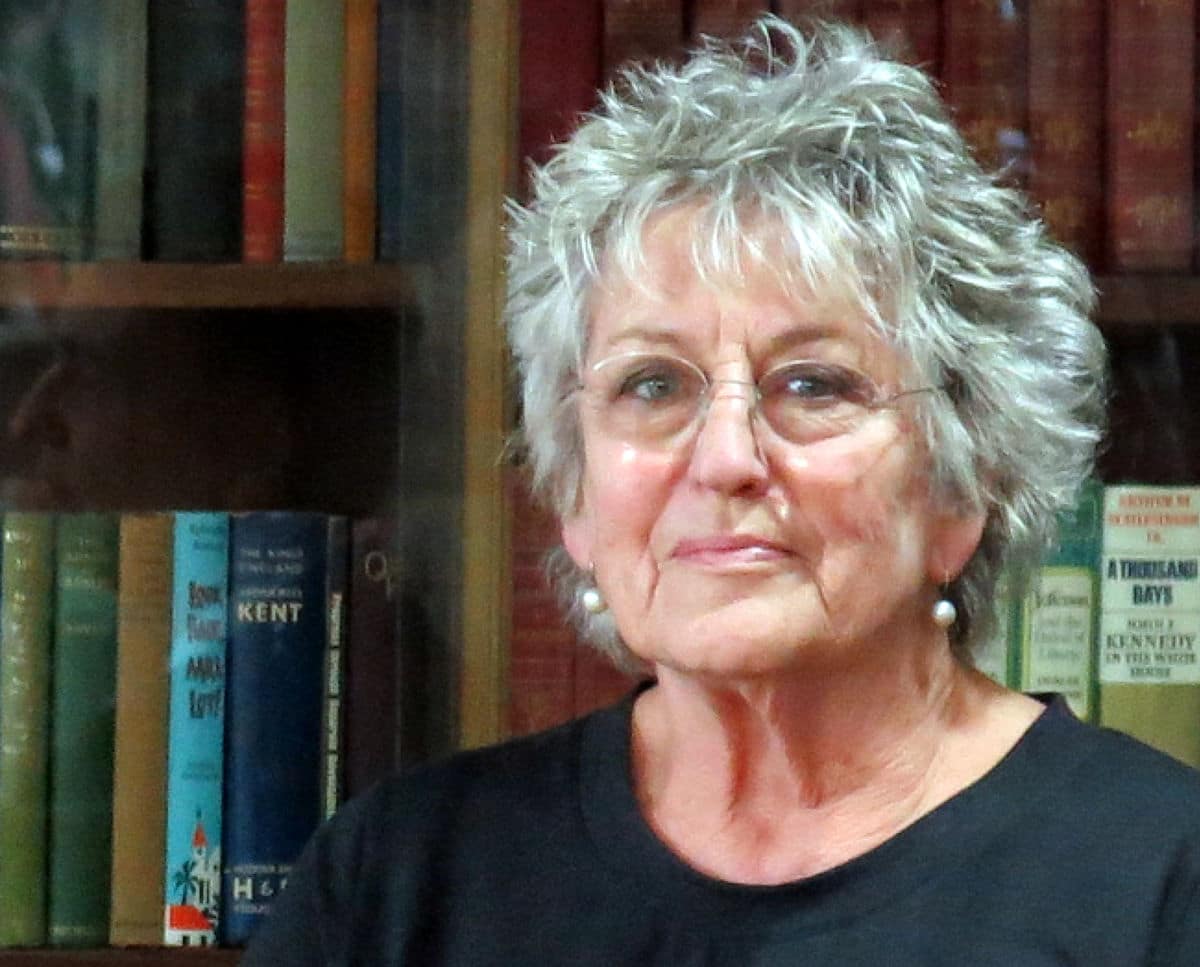 1200px germaine greer 28 october 2013 cropped