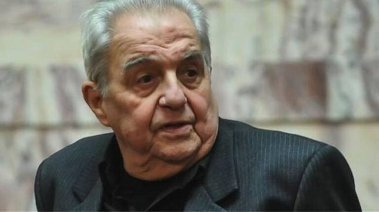 Φλαμπουράρης: «Γράφουμε τις πρώτες σελίδες της Αριστεράς του 21ου αιώνα»