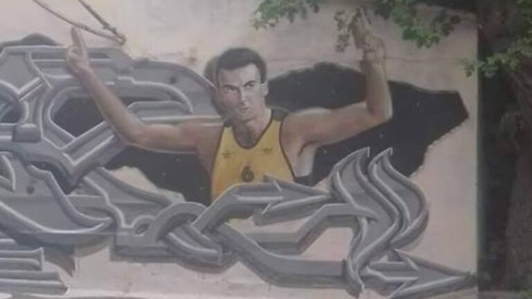 Γκράφιτι αφιερωμένο στον Νίκο Γκάλη κοσμεί τους δρόμους της Αθήνας