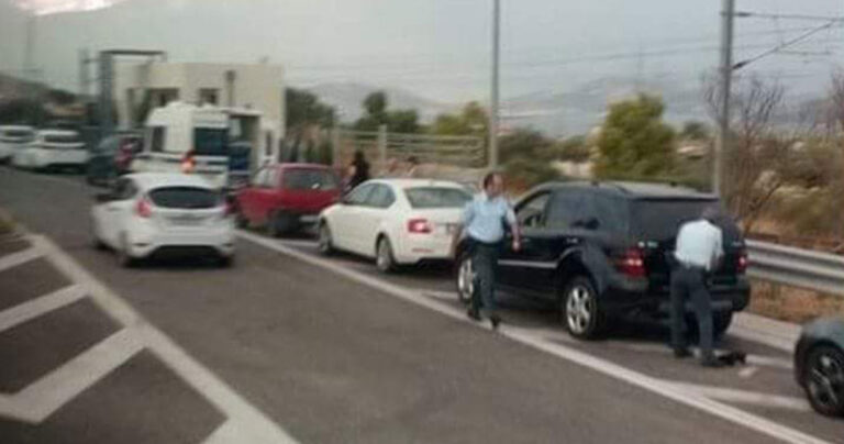 Τροχαία παίρνει πινακίδες από οδηγούς που οδηγούν στη ΛΕΑ της Κορίνθου-Αθηνών