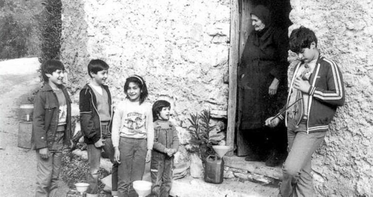 Στο χωριό χτίσαμε τις ομορφότερες παιδικές αναμνήσεις