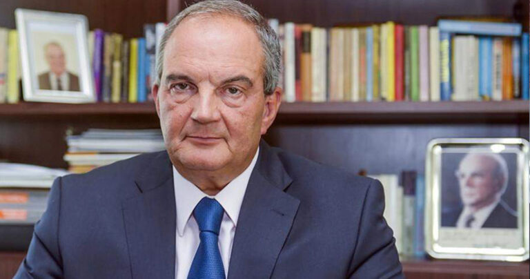 Αναμένεται παρέμβαση Καραμανλή κατά της συμφωνίας για το Σκοπιανό