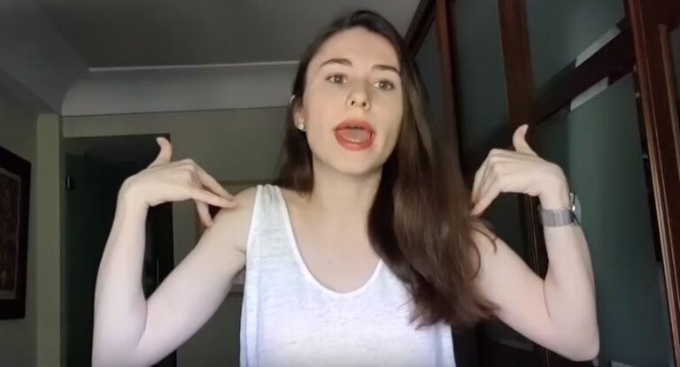 «Πατριώτης ή Φασίστας;»: Νεαρή Ελληνίδα τολμά να πει αυτά που δεν τολμούν πολλοί