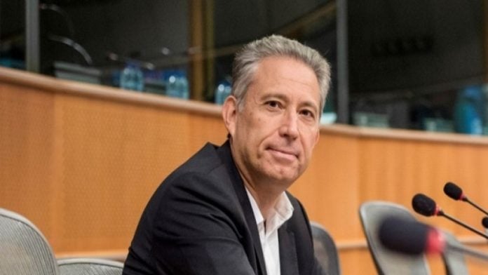 Χρυσόγονος: «Η καθαρή έξοδος είναι ίσως το πιο σύντομο ανέκδοτο»
