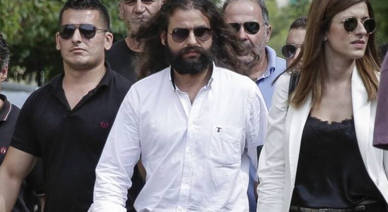 Ελεύθερος  ο Κωνσταντίνος Μπαρμπαρούσης