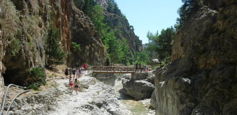 Φαράγγι της Σαμαριάς: 10 υπέροχες εικόνες από μακρύτερο φαράγγι της Ευρώπης