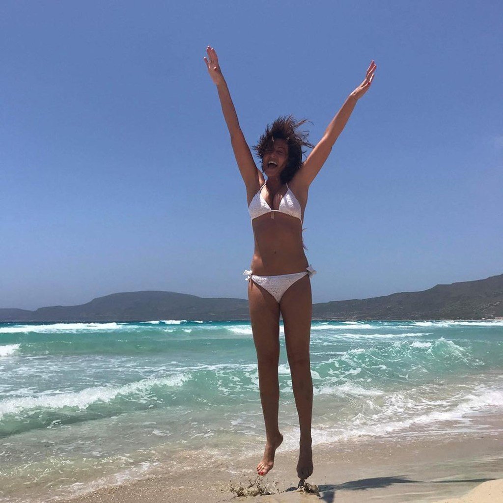 Η Αλεξάνδρα Παλαιολόγου φωτογραφίζεται με μπικίνι και προκαλεί θαυμασμό 1 c4ca4238a0b923820dcc509a6f75849b 46