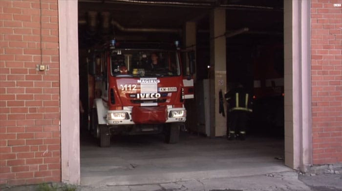 fireman saves woman suicide attempt tomass jaunzems latvia 12 5b163e89b70fc 700