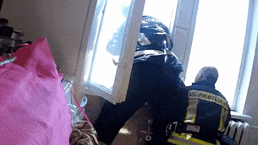 fireman saves woman suicide attempt tomass jaunzems latvia 15 5b163d7085676 700