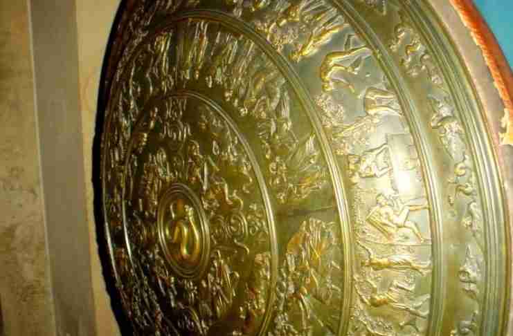 H θρυλική ασπίδα του Αχιλλέα για την οποία ο Όμηρος αφιέρωσε 134 στίχους στην Ιλιάδα
