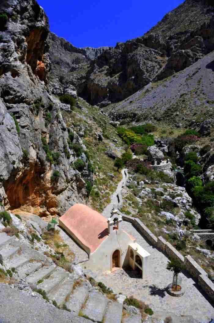 Η παράξενη παραλία της Ελλάδας που θυμίζει.. Αφρικανική όαση! 