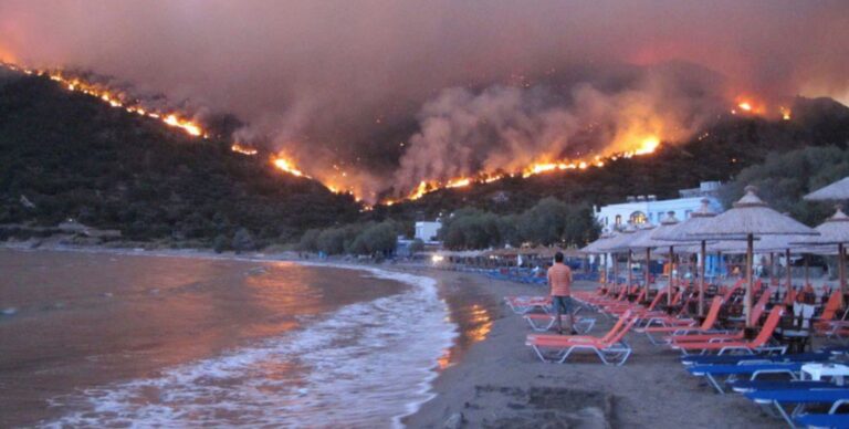 #PrayForGreece – Όλος ο κόσμος προσεύχεται για την Ελλάδα