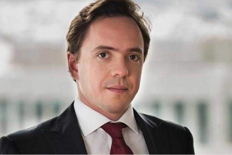 Σωκράτης Κόκκαλης: Τα συγκινητικά «αντίο» για τον χαμογελαστό Σωκράτη