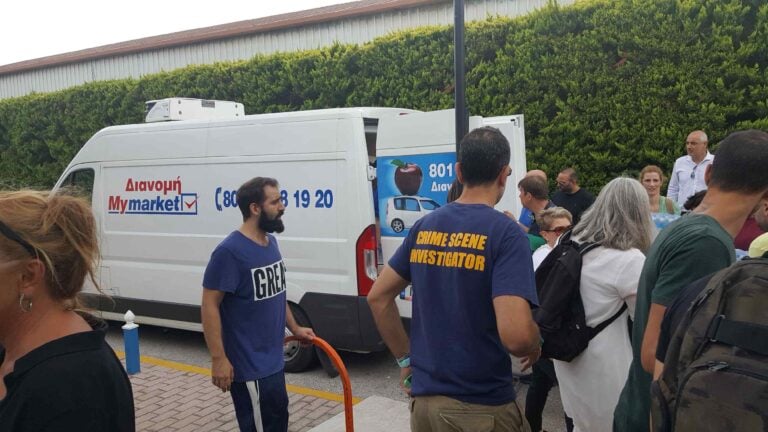 ΠΥΡΚΑΓΙΕΣ: Υπάρχουν κι αυτοί που δε διαφημίζουν τη βοήθεια που προσφέρουν