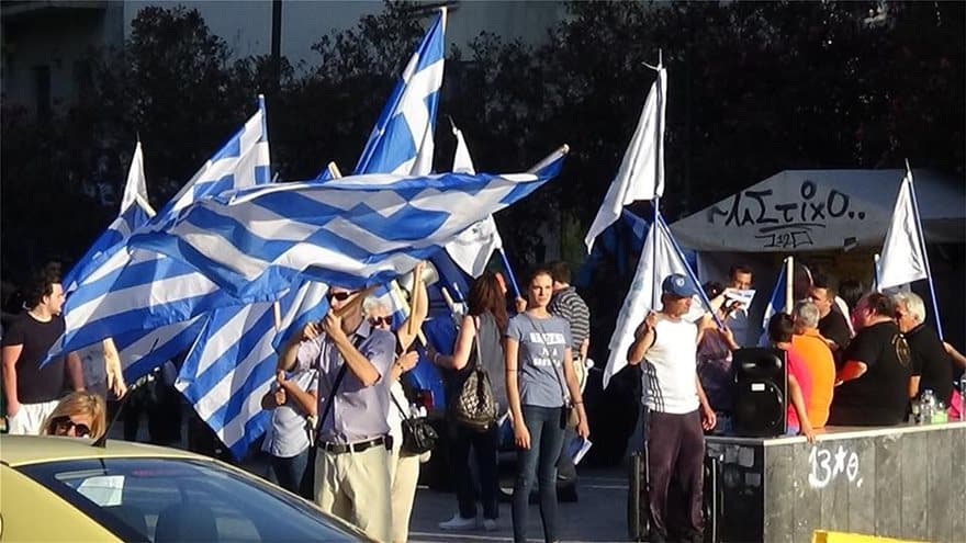 20χρονη φοιτήτρια είναι η νέα «φωνή» του Αρτέμη Σώρρα 4 eikosaxroni-opados-sorra04