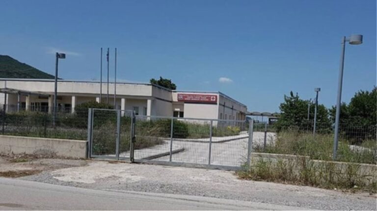 42χροονος πέθανε αβοήθητος στην Εθνική Οδό γιατί το Κέντρο Υγείας ήταν κλειστό