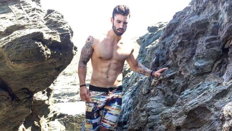 Ο Ηλίας Γκότσης ως νέος Ντάνος: Η γuμνή φωτογράφιση που θύμισε τον νικητή του πρώτου Survivor
