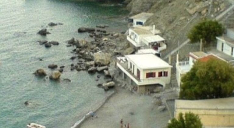 Ηράκλειο: Το αυθαίρετο στο κύμα που βγάζει μάτι και εκθέτει πολιτικούς παράγοντες