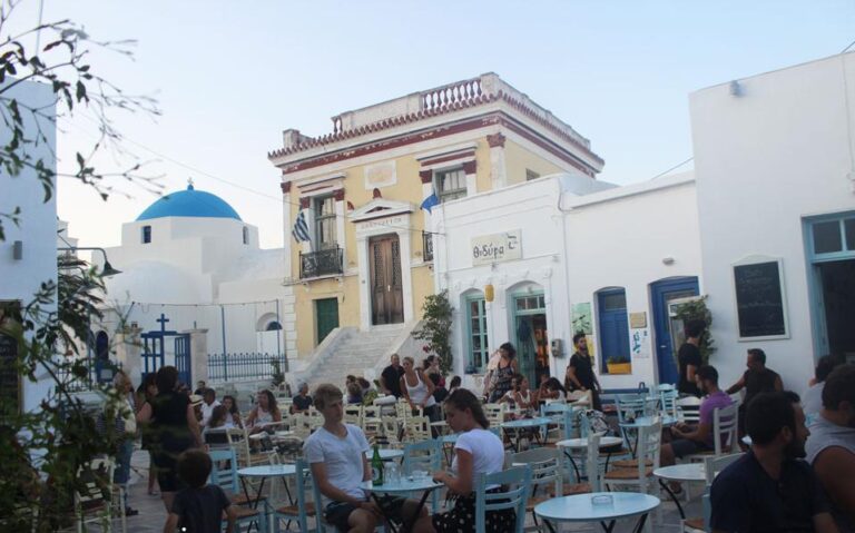 Ανακαλύψτε την Σέριφο: Ένα από τα πιο γοητευτικά νησιά του Αιγαίου