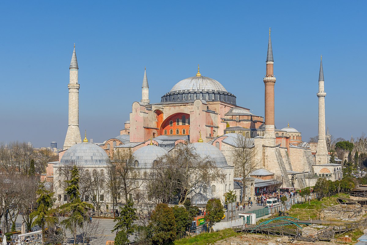 1200px hagia sophia mars 2013