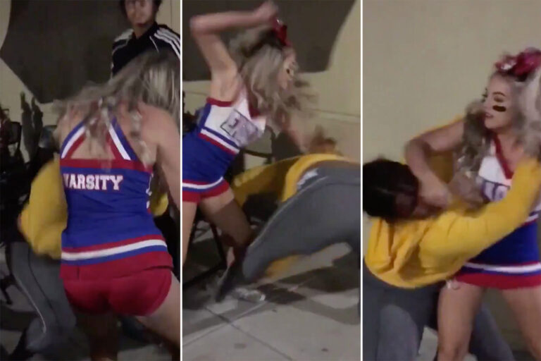 Μικροσκοπική τσιρλίντερ σπάει στο ξύλο εύσωμη μαύρη κοπέλα που της έκανε bullying