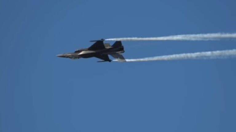 Ελληνικό F-16 “έκανε πέρα” ιταλικό F-35 και χάζεψε τους Βέλγους στο Kleine Brogel Air Show 2018