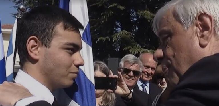 Έλληνας μαθητής σε Παυλόπουλο: «Κύριε Πρόεδρε, η Μακεδονία είναι ελληνική»