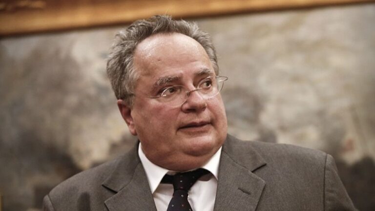 Οργή Κοτζιά: «Yπονομεύουν την τιμή, υπόληψη και αξιοπρέπεια μου»
