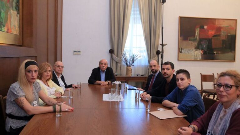 Στον Βούτση εκπρόσωποι της ΛΟΑΤΚΙ κοινότητας για τον θάνατο του Ζακ Κωστόπουλου