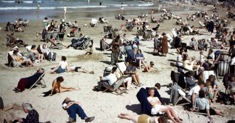 «Ταξιδιώτης του χρόνου» εντοπίστηκε σε φωτογραφία που τραβήχτηκε το 1940