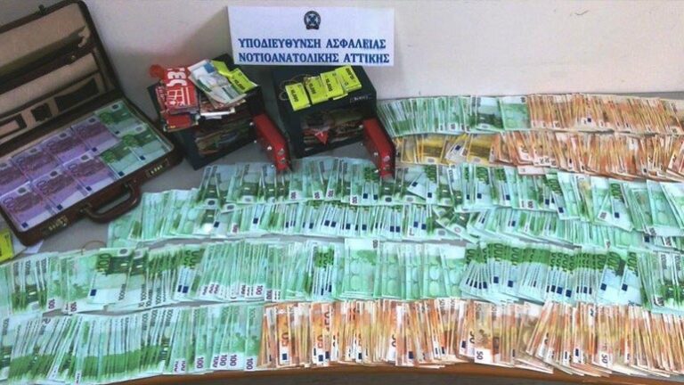 Συνελήφθησαν οι απατεώνες που είχαν κλέψει τον Λευτέρη Πανταζή