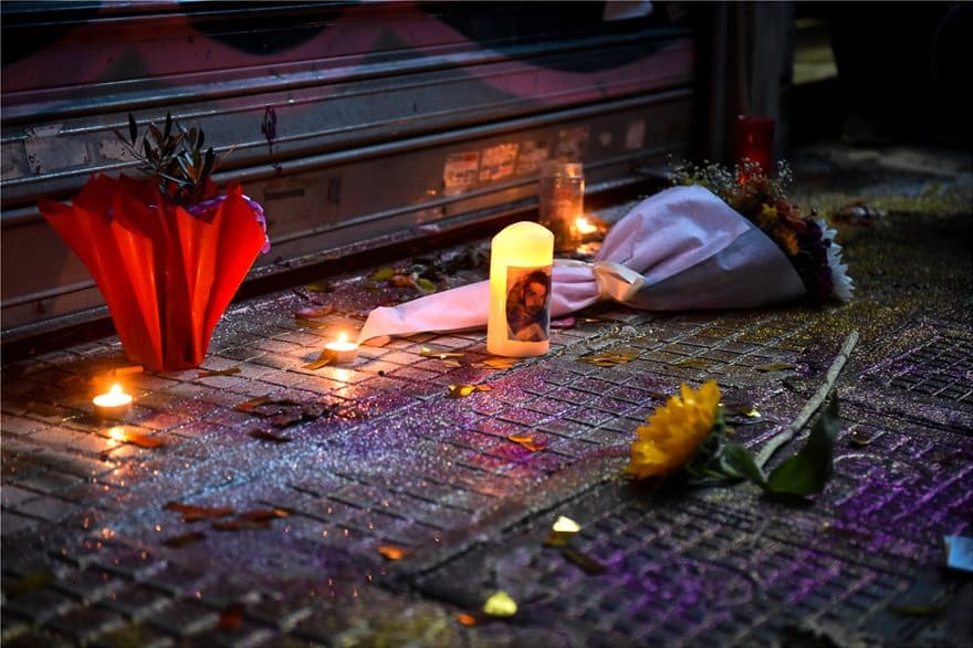 Χιλιάδες κόσμος στην πορεία διαμαρτυρίας για τον Ζακ Κωστόπουλο 23 poreia_zak_athina_mesa