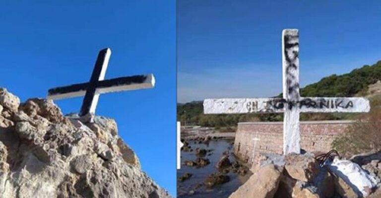 Νέα επίθεση στον σταυρό στην περιοχή Απελή της Λέσβου – Τον έβαψαν με μαύρο σπρέι