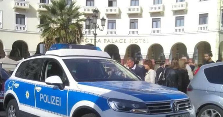 Γερμανική αστυνομία πάνοπλη στο κέντρο της Θεσσαλονίκης