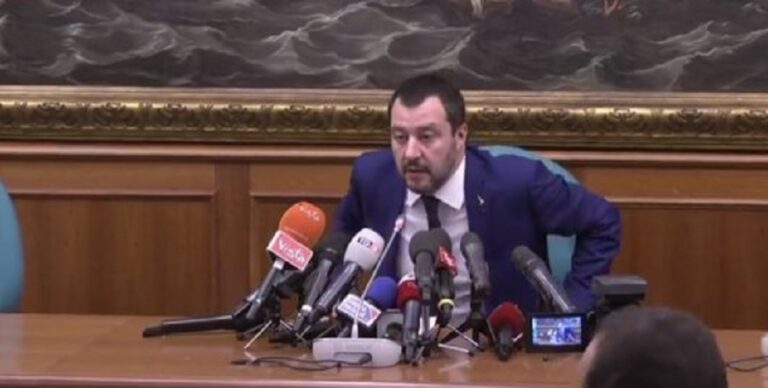 Καταρρέει το σύμφωνο μετανάστευσης του ΟΗΕ: Και η Ιταλία εκτός – Σαλβίνι: «Τελείωσε – Δεν υπογράφουμε τίποτα»