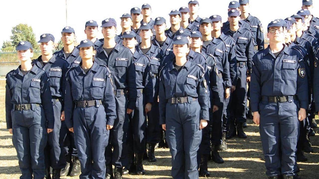 Θράκη: Ορκίστηκε σήμερα ο πρώτος μουσουλμάνος που μπαίνει στην ελληνική αστυνομία 1 orkomosia
