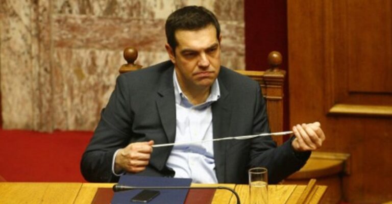 «Ράγισε» το προφίλ του «ικανού πολιτικού» – Ο Τσίπρας χάνει τη στήριξη του κόσμου