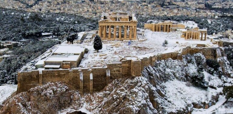 Έρχονται χιόνια τα Χριστούγεννα ακόμα και στην Αθήνα
