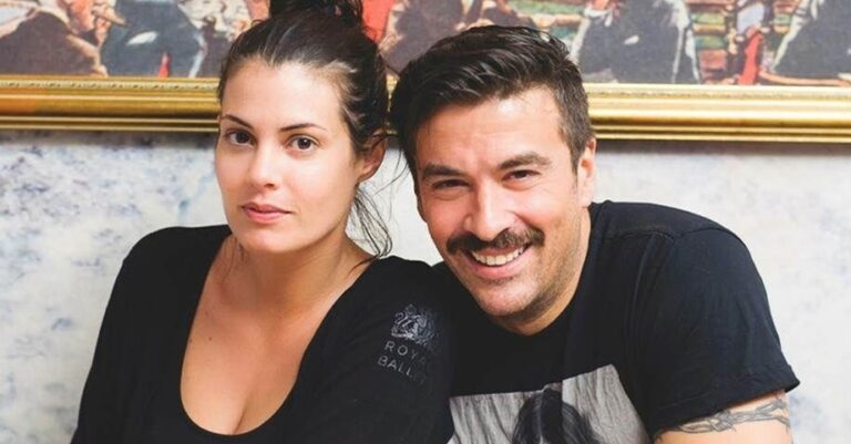 Έξαλλος ο Αϊβάζης με τα σχόλια διαδικτυακών φίλων του για τη σεξουαλική επίθεση εις βάρος της Κορινθίου