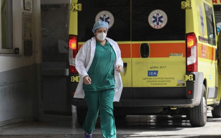 Κορονοϊός: Κατακόρυφη πτώση των κρουσμάτων σήμερα (17/08) στην χώρα μας