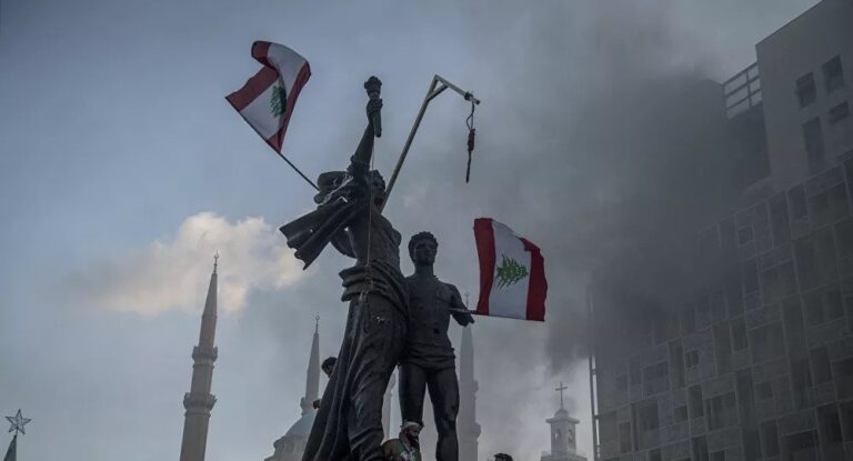 Έπεσε η κυβέρνηση του Λιβάνου