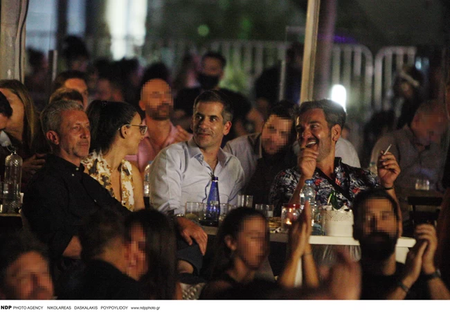 Ακρίτα κατά Μπακογιάννη: «Δίνει το λαμπρό παράδειγμα χωρίς μάσκα σε συναυλία της Βίσση» 3 Κώστας Μπακογιάννης
