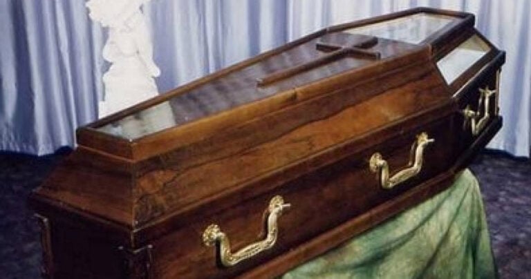H ανωμαλία δεν έχει όρια: 65χρονος στη Ρόδο ασέλγησε στο νεκρό σώμα 9χρονης όταν ήταν νεκροθάφτης