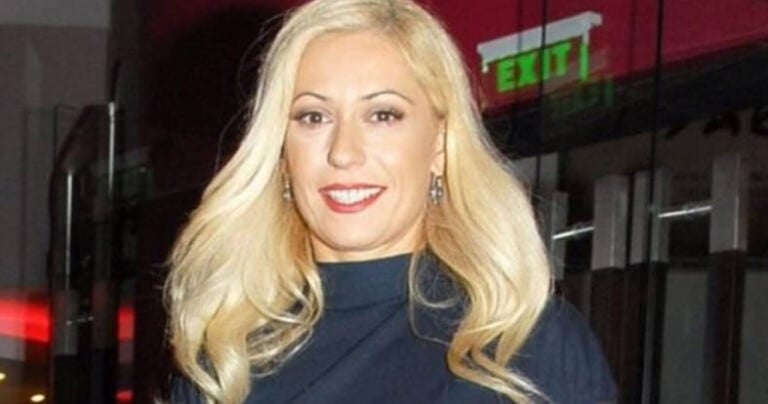 Μαρία Μπακοδήμου: Οι κούκλοι γιοι της πήγαν φαντάροι και δεν μπορεί να κρύψει τη συγκίνησή της