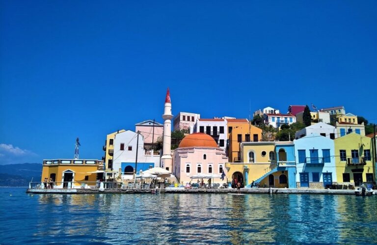 Αντιδήμαρχος Καστελλόριζου: «Ένα drone πέταξε πάνω από το νησί, παίζοντας τουρκικά εμβατήρια»