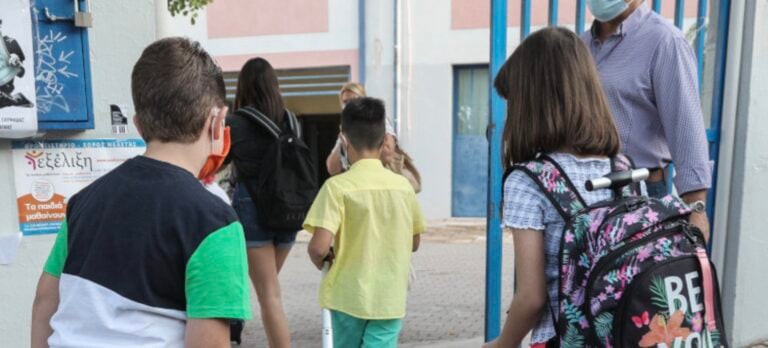 Πρώτο κρούσμα κορονοϊού σε μαθητή ένα 24ωρο μετά το άνοιγμα των σχολείων