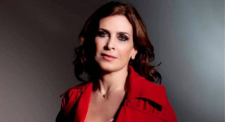 Κατερίνα Διδασκάλου: «Σήμερα πενθεί η Ελλάδα, πενθεί και το θέατρο»