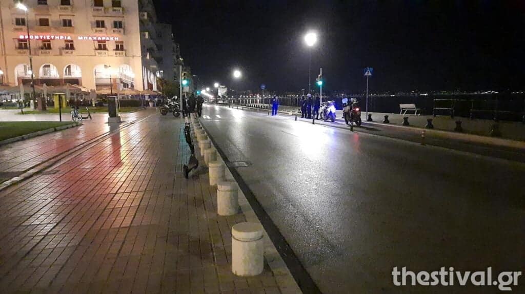 Άδεια η Θεσσαλονίκη μετά την απαγόρευση της κυκλοφορίας – Έπεσαν τα πρώτα πρόστιμα 6 nikis 1024x574 1