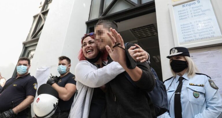 Ελεύθερος ο 14χρονος και οι υπόλοιποι μαθητές που κρατούνταν στη ΓΑΔΑ